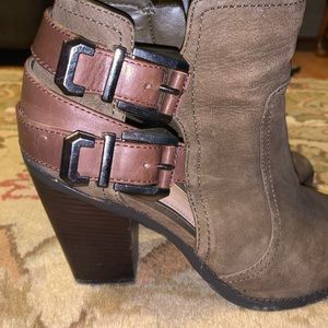 Gianni Bini suede ankle boots